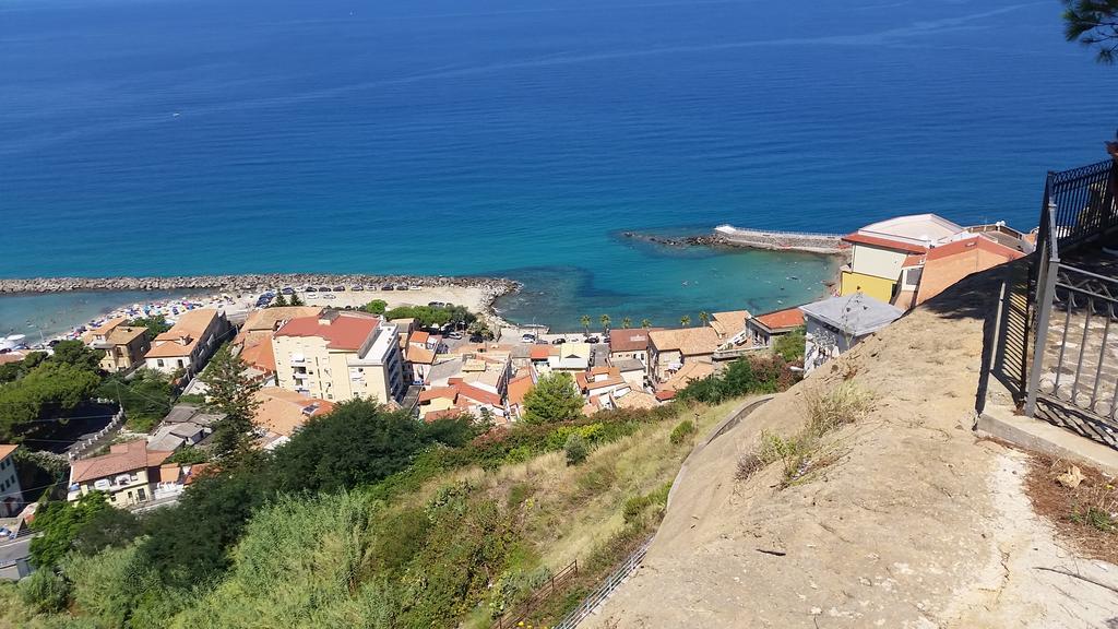 Le Ville Di Porto Ada Pizzo  Exterior photo